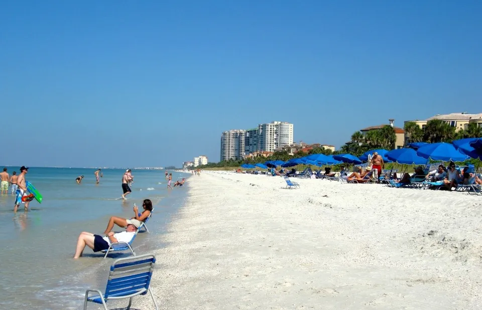 Pelican Bay Walkscore